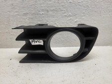 Cache antibrouillard avant