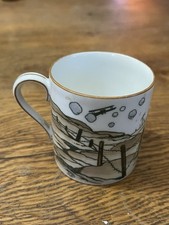 Rare Tasse En Porcelaine