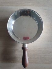 POELE EN METAL ARGENTEE MANCHE EN BOIS