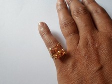 bague en plaqué or, carré de