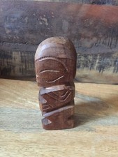 ancien Tiki en bois