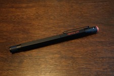 Rotring 600 Fountain Pen – 18k Gold Nib (M)