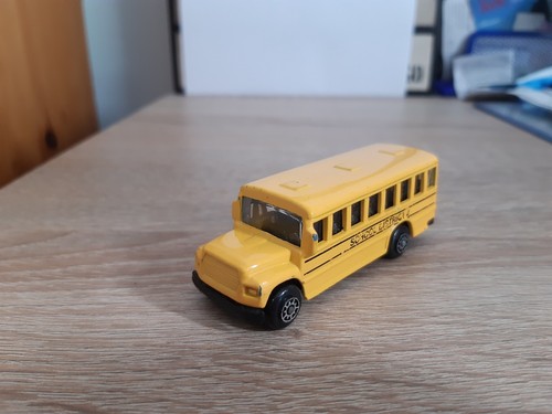 School bus yellow - bus, (1/64)