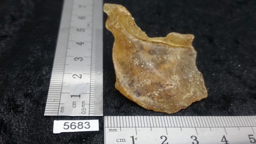 Amber stone - rep),