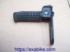 repose-pied arriere gauche pour Honda CB 250 Two Fifty  de 1991 a 1996 (MC26)