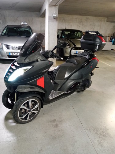 Scooter peugeot metropolis - scooter,
