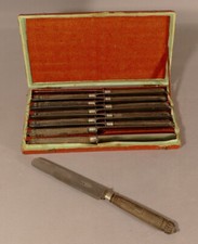 12 Couteaux Charles X En Corne