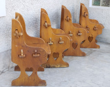 Lot 4 chaises design clavettes