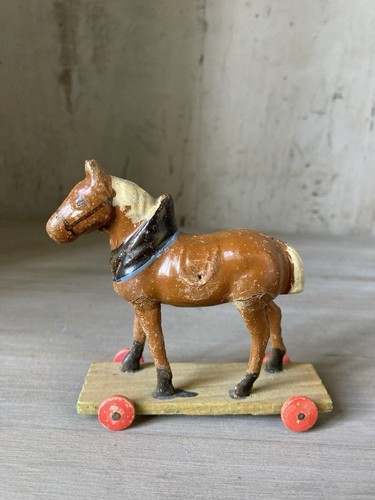 Petit cheval ancien jouet sur - jouet,