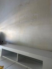 Meuble tv avec étagère en verre 