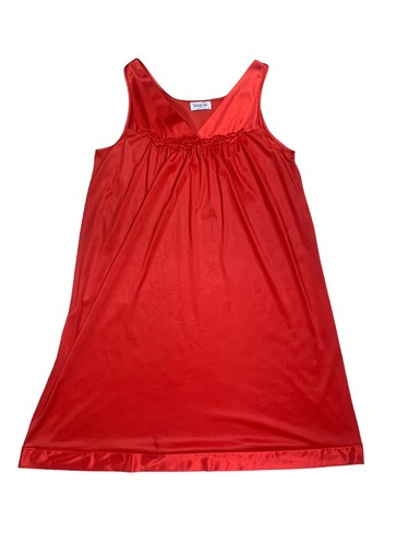 Vintage vanity fair - vanity, nightgown