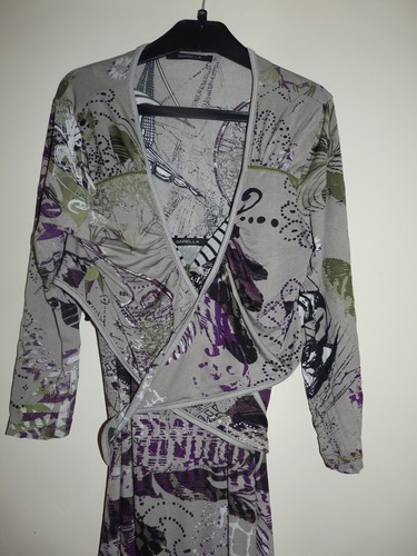 Robe longue grise imprimée
