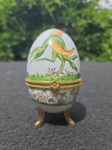 Oeuf porcelaine pilulier - en,
