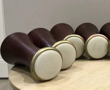 Lot de 4 pieds de lit ancien