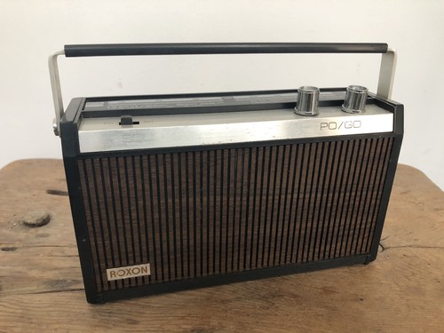 Poste radio portable vintage
