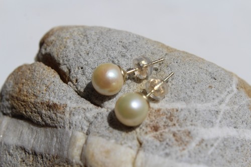 Boucles oreilles clous en - boucles, d'oreilles