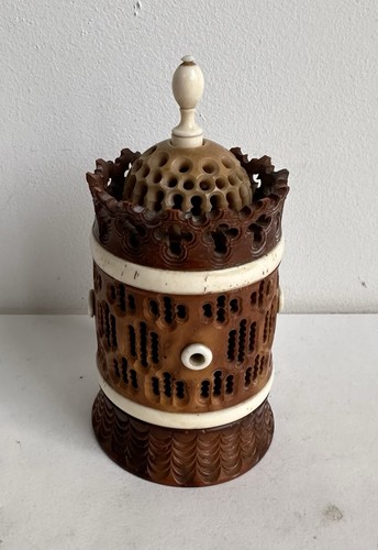 Ancien nécessaire couture