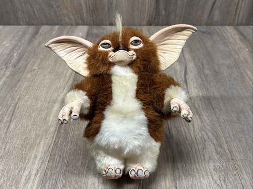 Gremlins gizmo hand puppet - gizmo,