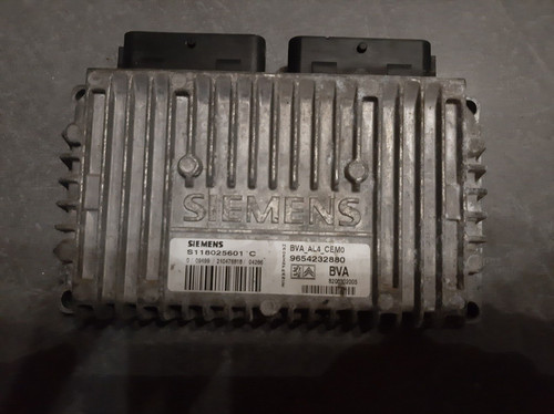 Calculateur peugeot 9654232880 - calculateur,