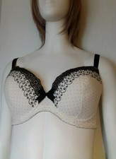 ETAM SOUTIEN GORGE COQUES EN