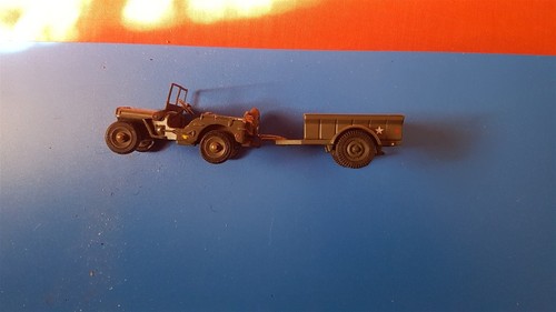 Jeep remorque dinky toys - jeep,