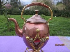 Théière ancienne sur pied bouilloire samovar cuivre bronze