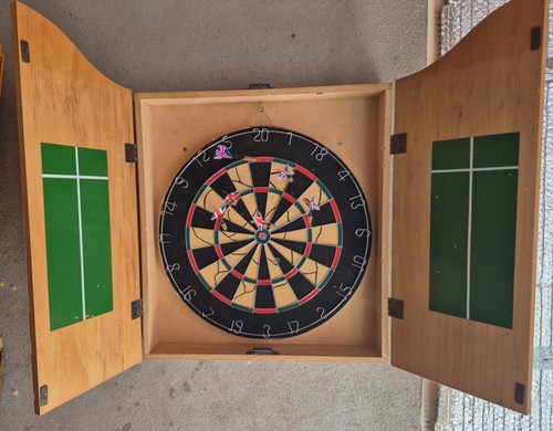 Jeu fléchettes avec - 6,