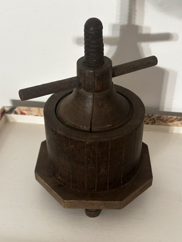 Small antique wooden - wooden, press