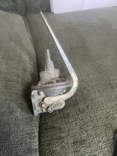 Fuel pump pompe - À, essence