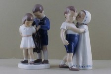 Deux figurines d'enfants B & G (Bing & Grondahl). Numéros 1614 et 2312.