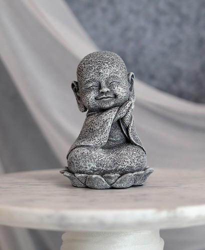Feng shui meditating - feng,