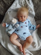 bébé reborn Lucas