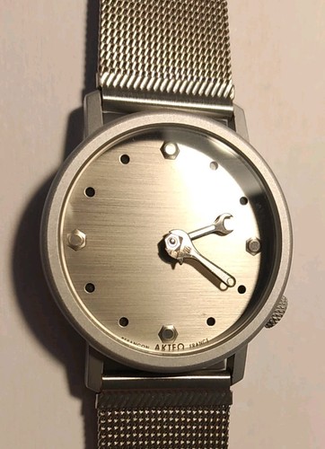 Montre française akteo quartz - montre,