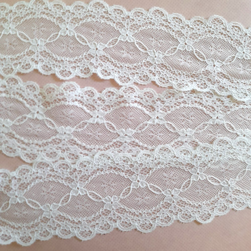Dentelle fine blanche - , en