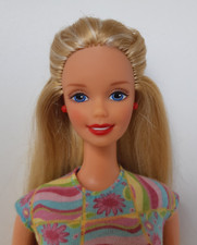 Barbie sonore qui rit Giggles 'n Swing 1998 -Mattel 20333 -  années 90