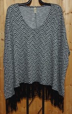 poncho noir et blanc made in