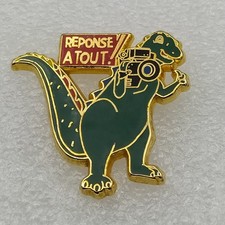 Pin's-REPONSE A TOUT
