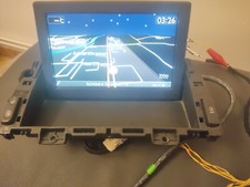 Écran GPS escamotable