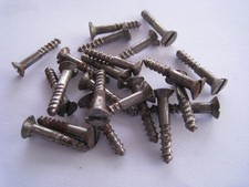 Lot de 22 Anciennes Vis à