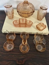 VERRE MOULÉ ROSE 1940/50