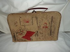 PETITE VALISE EN CARTON JOUET