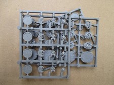 D25C39 LOT GRAPPES BOUCLIER