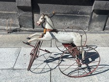 Ancien jouet Cheval tricycle