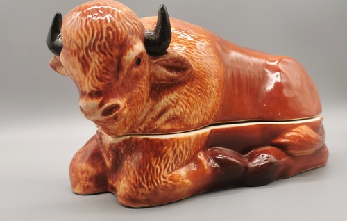 Ancienne terrine bison - bison, en