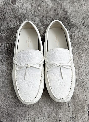 Authentic louis vuitton - louis, lv