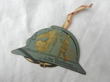 insigne journée carton reconnaissance aux poilus 2 août 1914-1919-casque adrian
