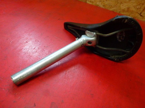 Ancien vintage selle - selle, saddle