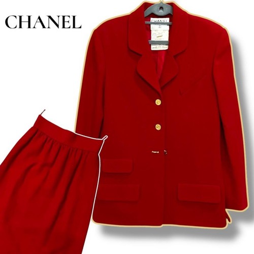 Ensemble costume rouge vintage