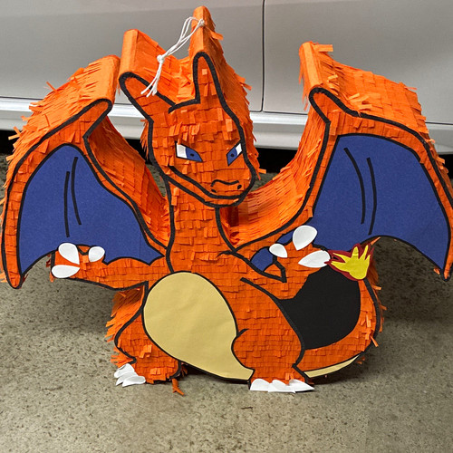 Charizard pokémon piñata - pokémon,