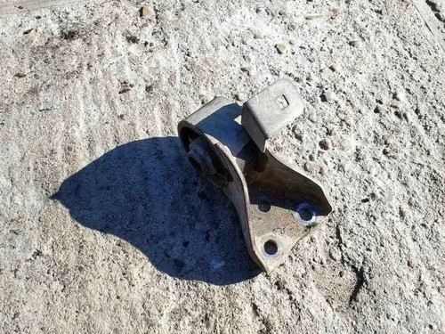 Mazda 323 coussin de - bj,